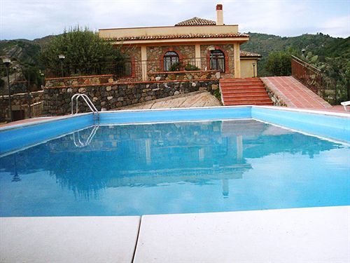 Il Poggio Country Resort Graniti Экстерьер фото